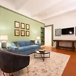 Via Palazzuolo 87 - Florence Charming Apartments - Newly Renovated Elegance And Style Near Station